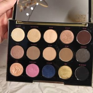 **SALE** Urban decay Gwen stefani eyeshadow pallet